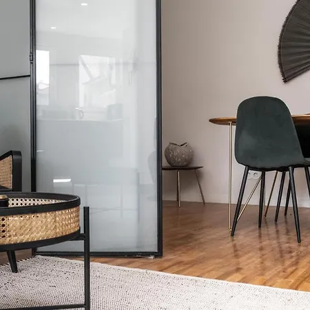 Апартаменты Nomad's By Sta Catarina Flats - 3bed