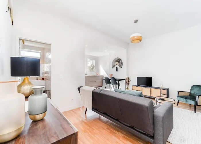 Апартаменты Nomad's By Sta Catarina Flats - 3bed