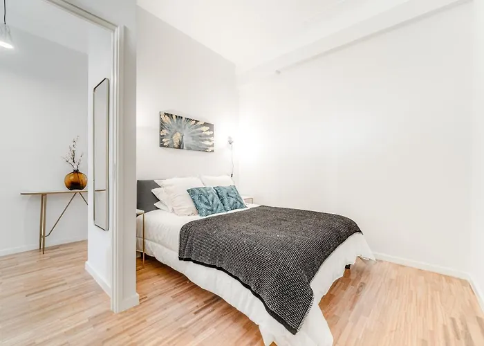 Nomad's By Sta Catarina Flats - 3bed *