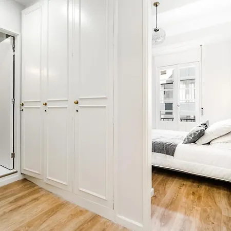 Nomad's By Sta Catarina Flats - 3bed ポルト
