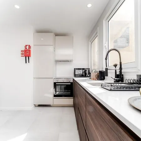 Nomad's By Sta Catarina Flats - 3bed Апартаменты Порту