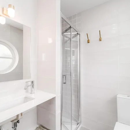 Nomad's By Sta Catarina Flats - 3bed *