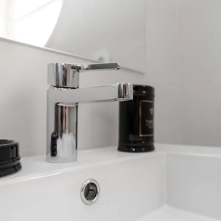 Nomad's By Sta Catarina Flats - 3bed * Порту