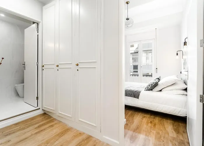 Nomad's By Sta Catarina Flats - 3bed 波尔图