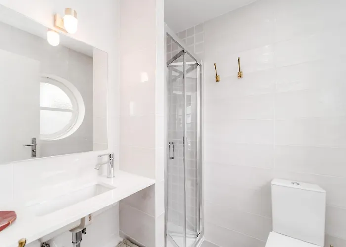 Nomad's By Sta Catarina Flats - 3bed *