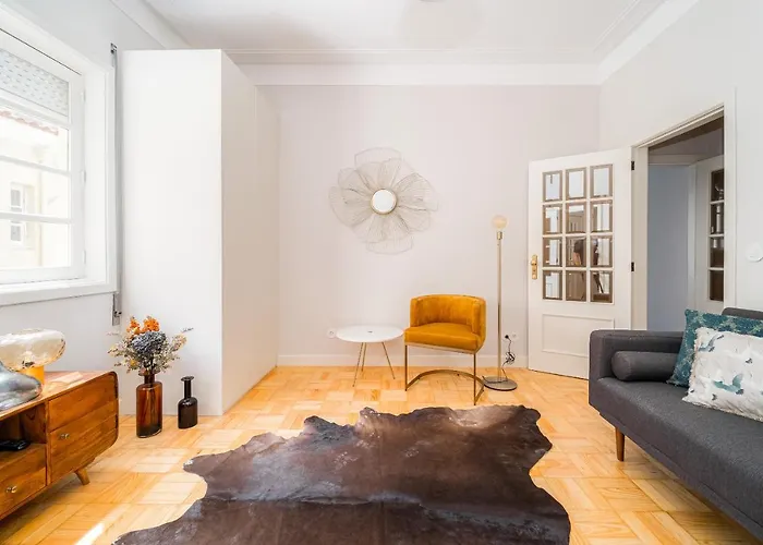 Nomad's By Sta Catarina Flats - 3bed *