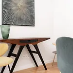 Daire Nomad's By Sta Catarina Flats - 3bed Porto
