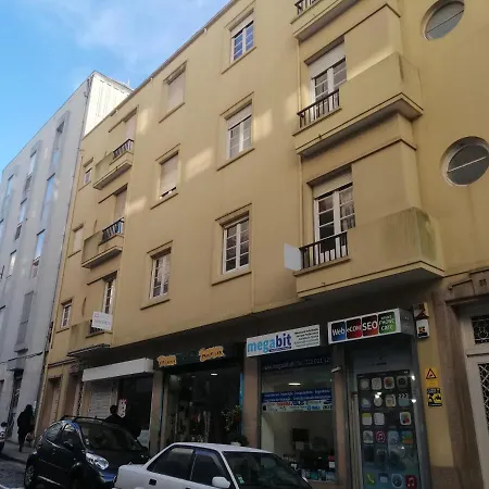 Nomad's By Sta Catarina Flats - 3bed Apartman *