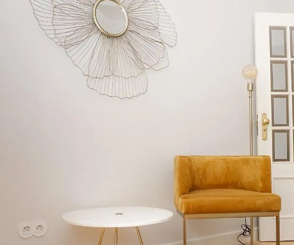 Nomad's By Sta Catarina Flats - 3bed *